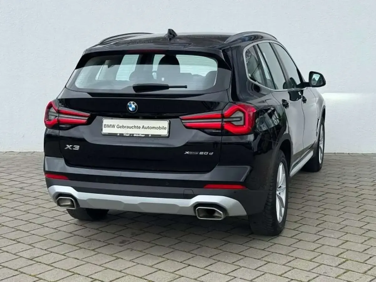 Gebraucht BMW X3 Sport Line 190 PS (139 kW) 2023 Schwarz SUV