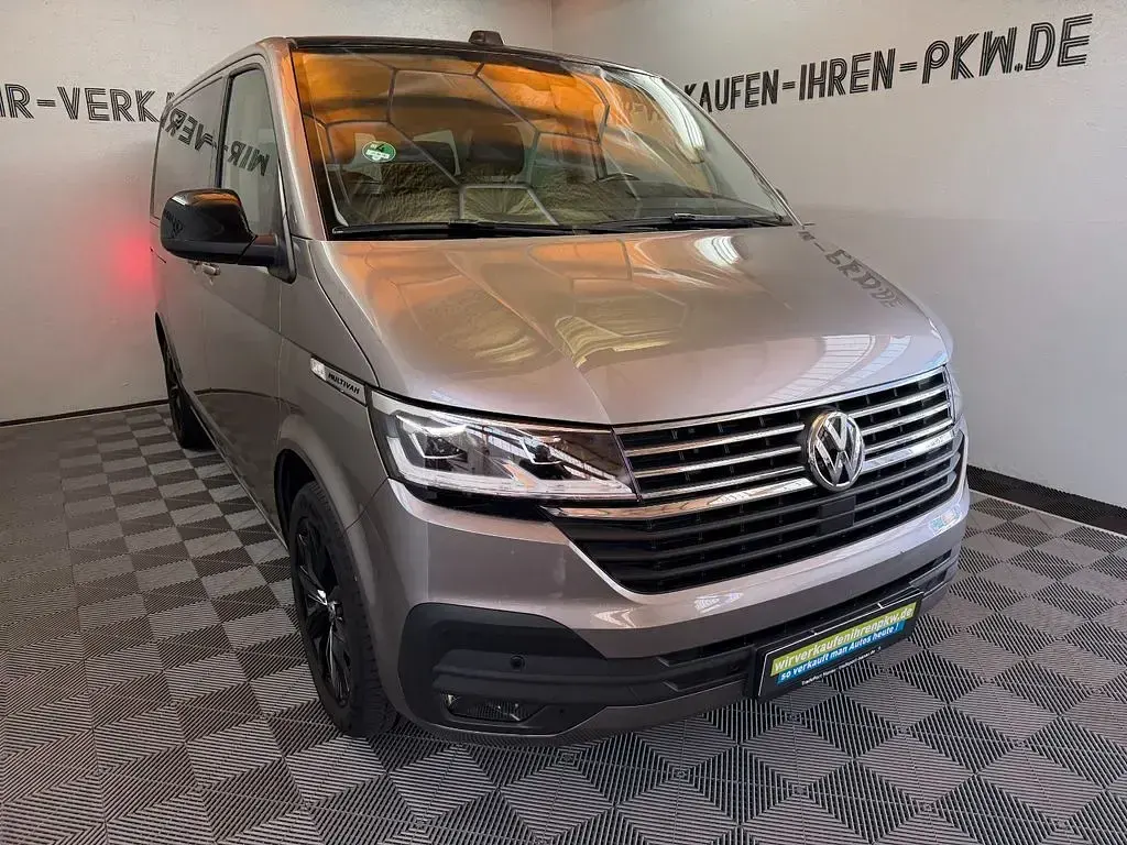 Gebraucht VW Multivan Edition 204 PS (150 kW) 2021 Mojavebeige Van / Kleinbus