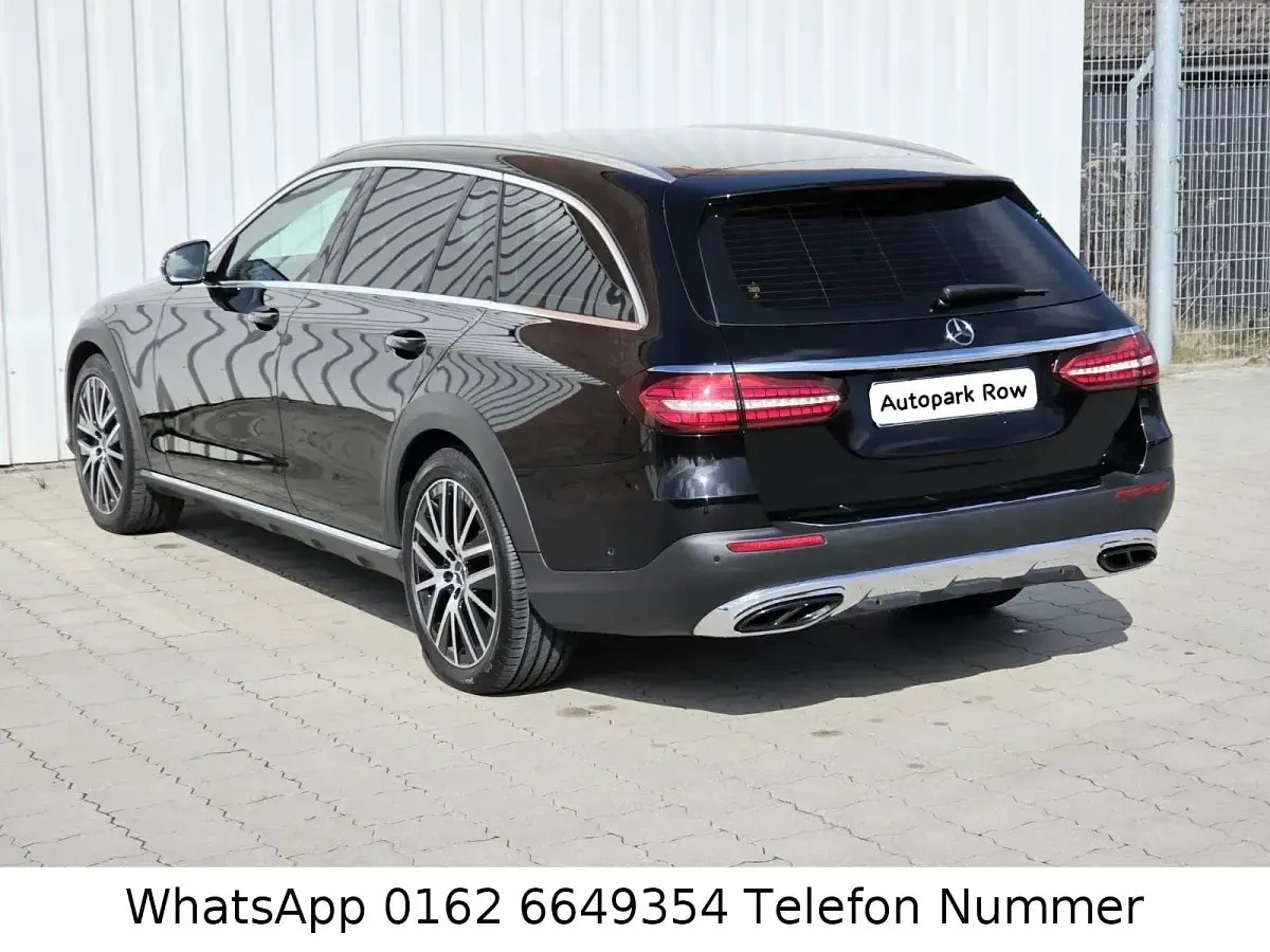 Używany Mercedes E400 330 KM (242 kW) 2021 Czarny Kombi