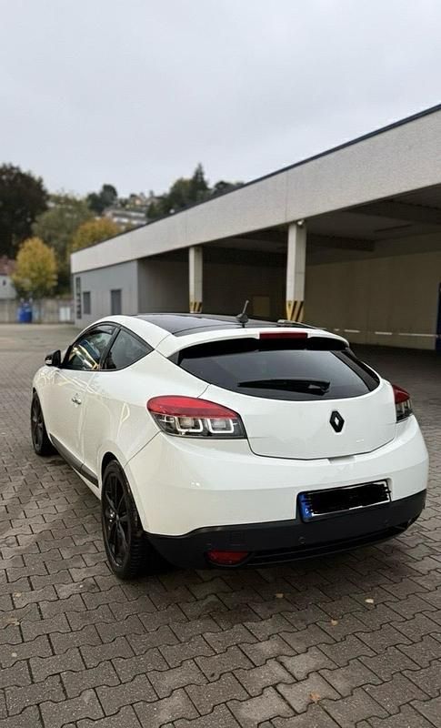 Weiß Gebraucht 2000 Renault Mégane Coupé Night&Day Coupé | 5.500 € - Bild 1/4