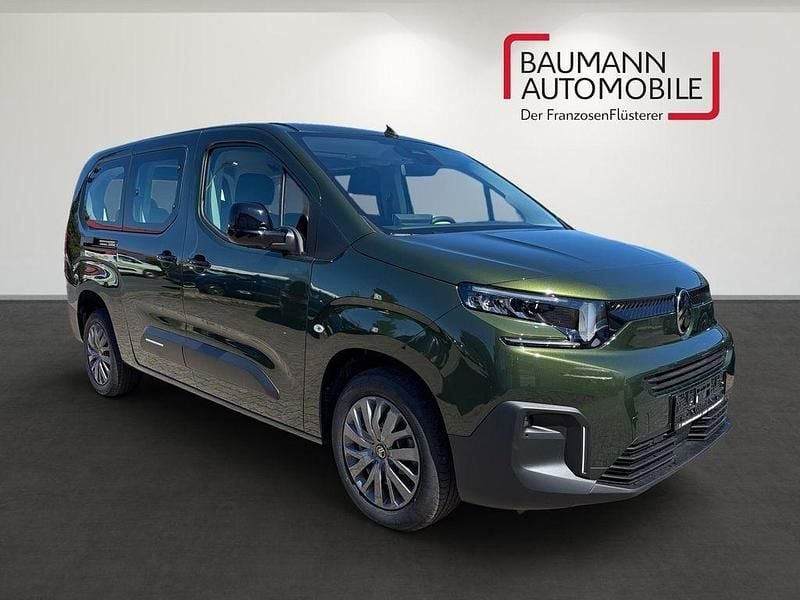 Neu Citroën Berlingo 131 PS (96 kW) 2026 Grün Van / Kleinbus