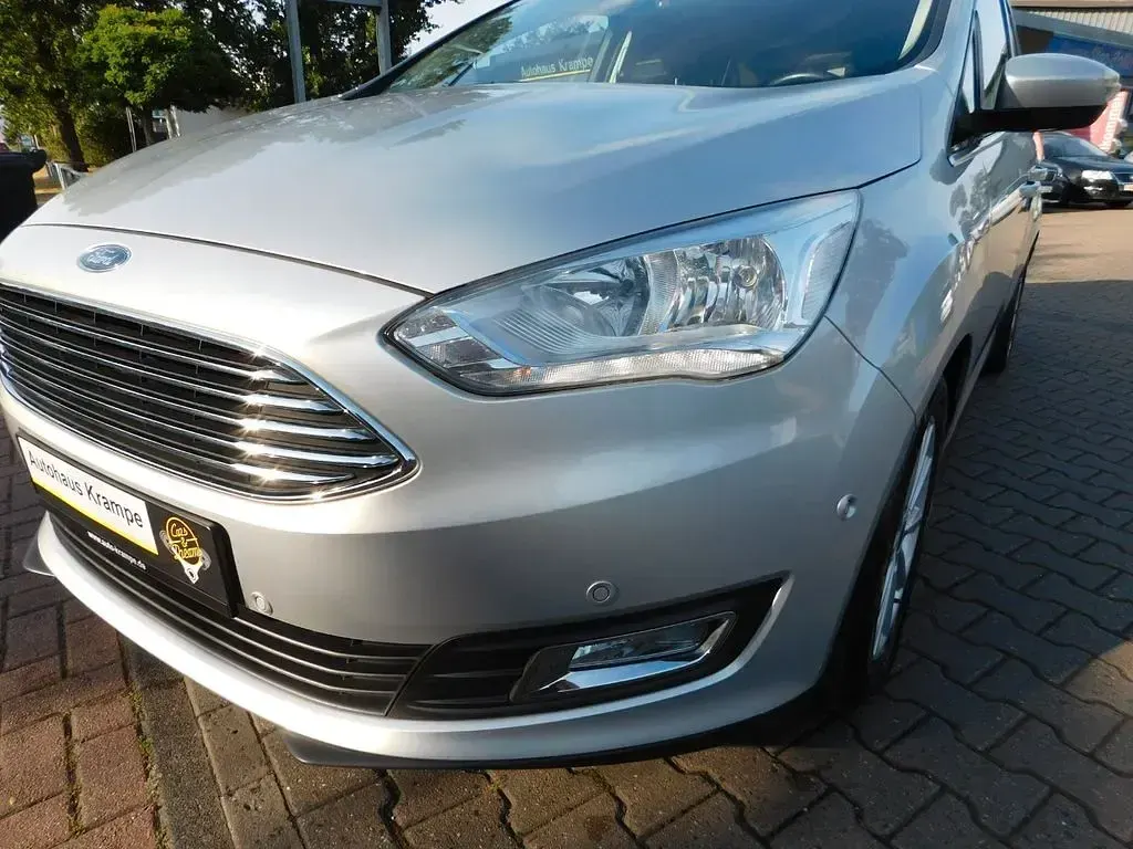 Gebraucht Ford Grand C-Max Titanium 125 PS (91 kW) 2018 Silber Van / Kleinbus
