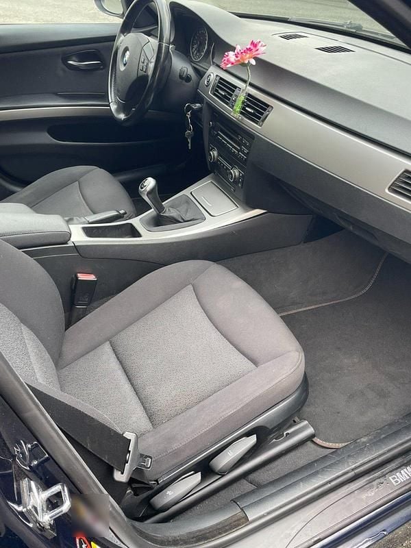 Gebraucht BMW 318 129 PS (94 kW) 2007 Kombi