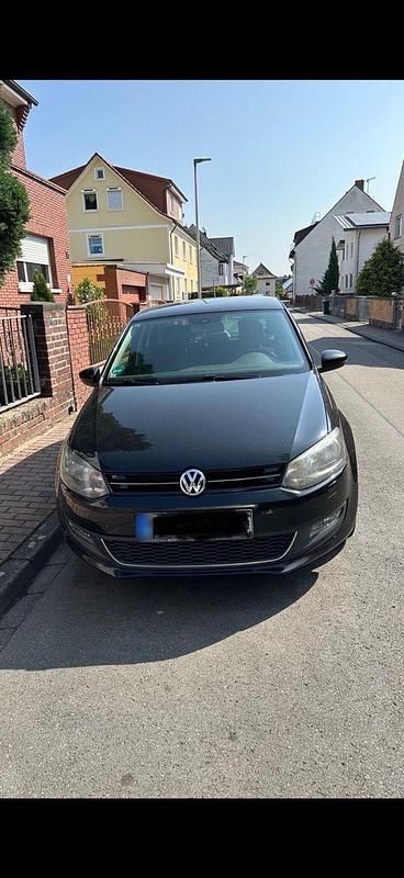 Gebraucht VW Polo Life 90 PS (66 kW) 2013 Schwarz Kleinwagen