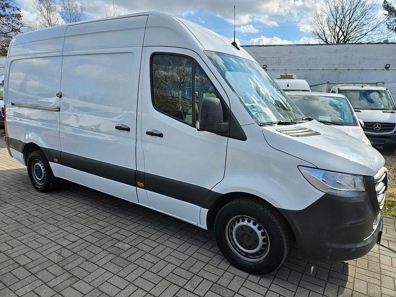 Gebraucht Mercedes Sprinter 163 PS (119 kW) 2019 Weiß Van
