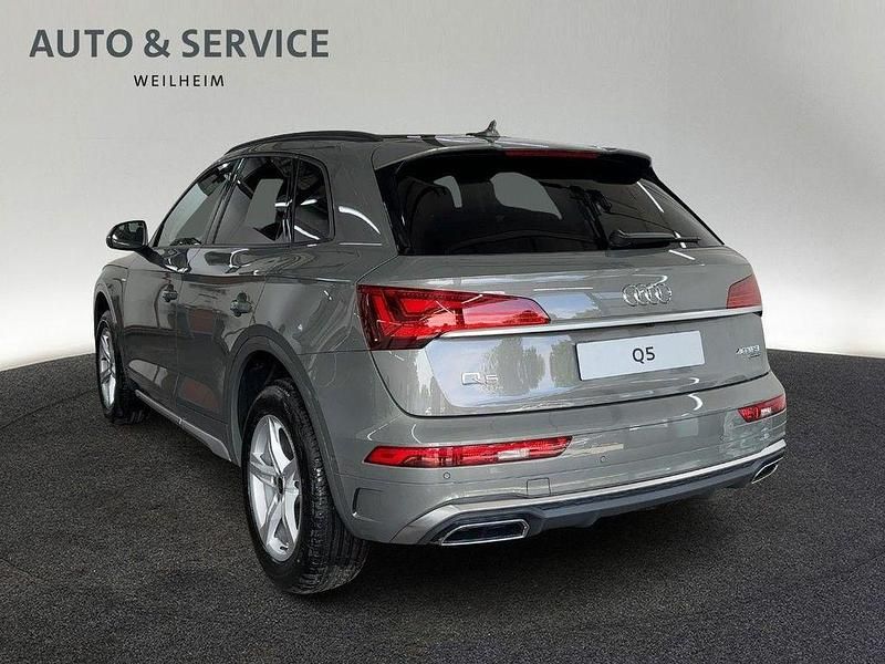 Gebraucht Audi Q5 Basis 204 PS (150 kW) 2025 Chronosgrau metallic SUV