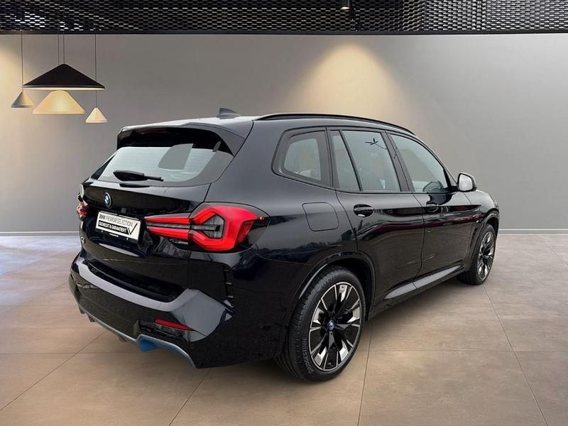 Gebraucht BMW iX3 Impressive 210 kW (286 PS) 2022 Schwarz SUV