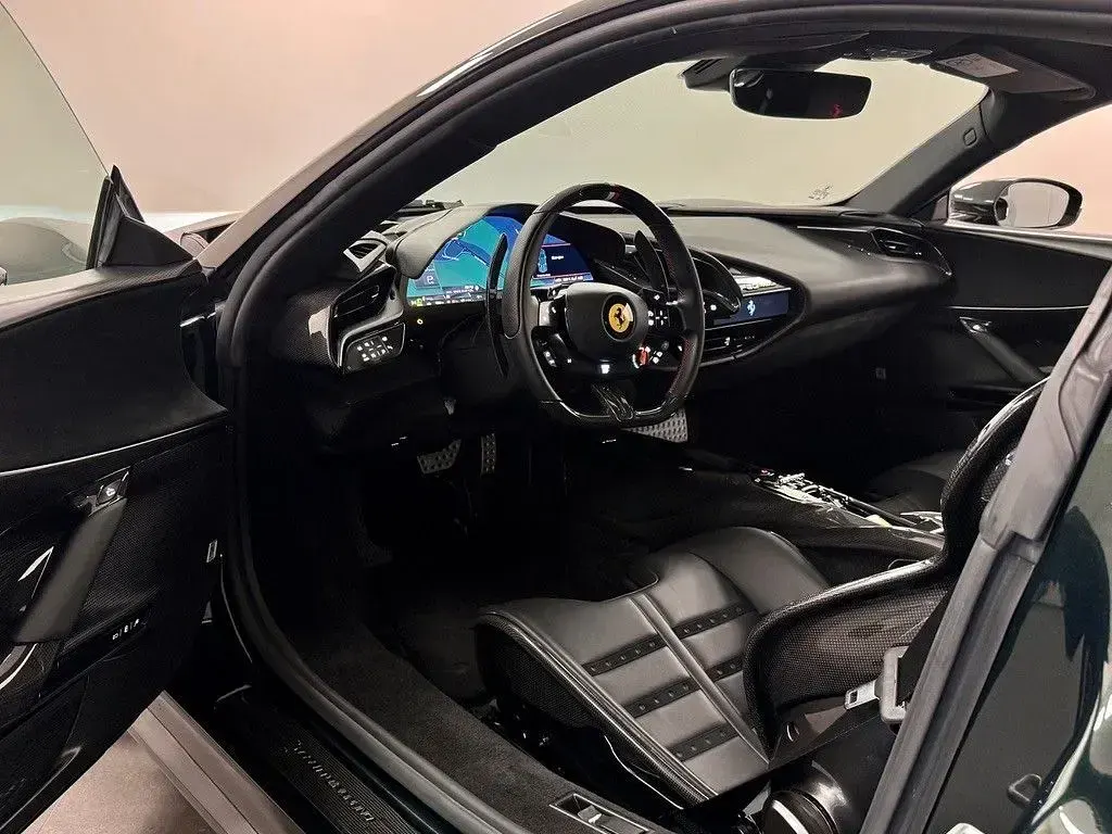 Gebraucht Ferrari SF90 2021 Grün