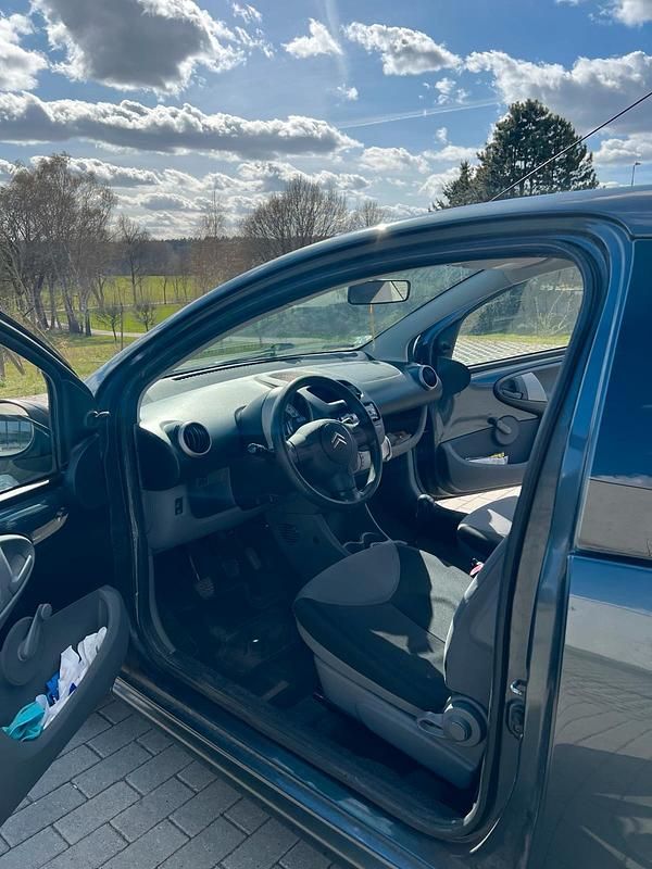 Gebraucht Citroën C1 68 PS (50 kW) 2006 Grau Kleinwagen