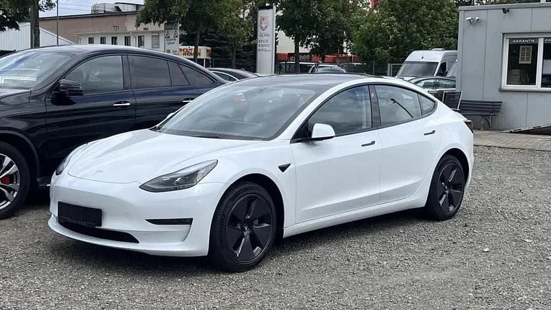 Gebraucht Tesla Model 3 Long Range RWD 366 kW (498 PS) 2024 Weiß Limousine