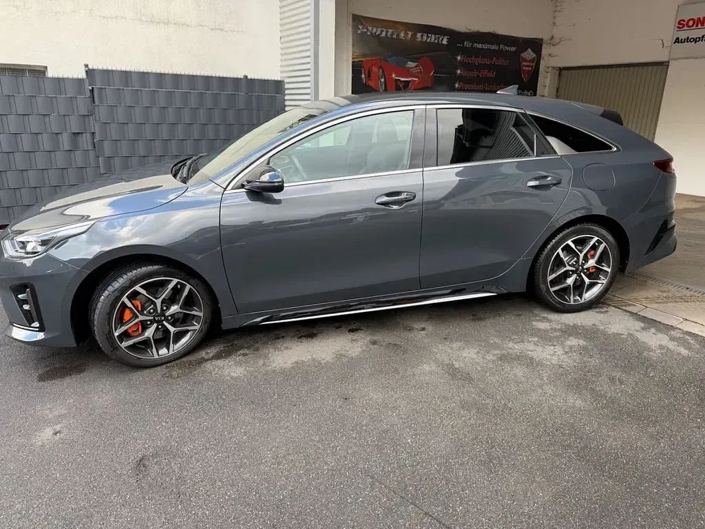 Gebraucht Kia ProCeed 139 PS (102 kW) 2021 Grau Kombi