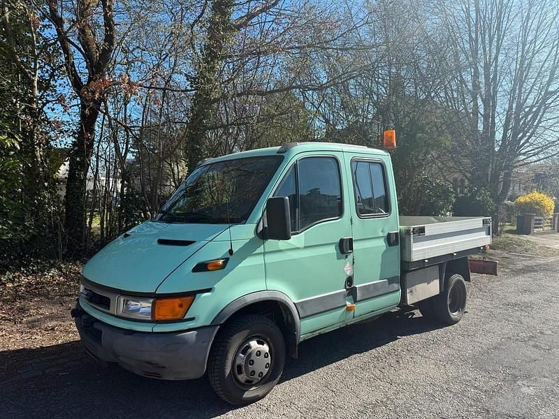 Gebraucht Iveco Daily 145 PS (106 kW) 2004 Weiß Limousine