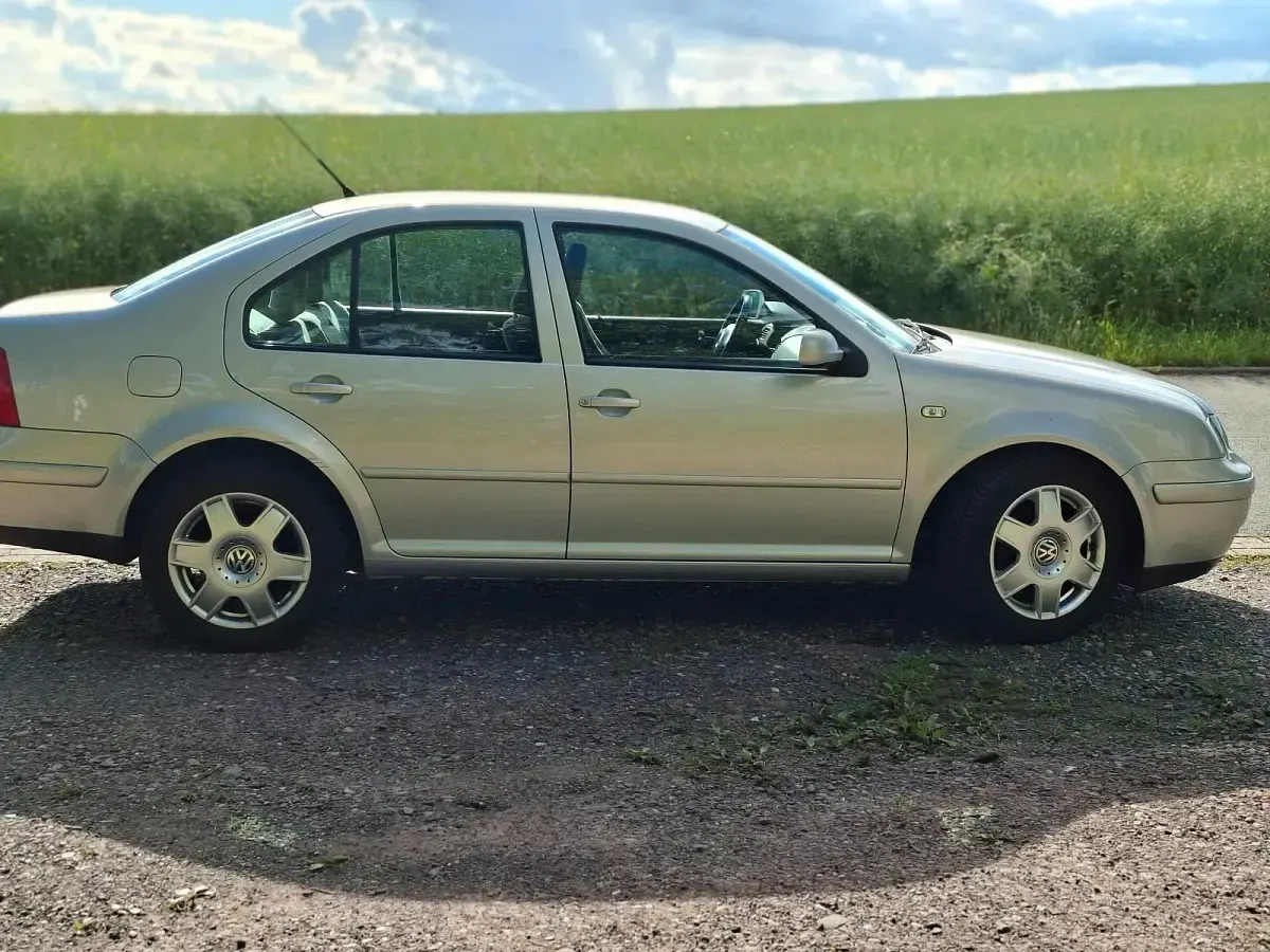 Gebraucht VW Bora 115 PS (84 kW) 1999 Silber Limousine