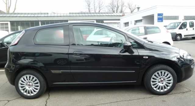 Gebraucht Fiat Punto Evo Dynamic 78 PS (57 kW) 2010 Schwarz metallic Kleinwagen