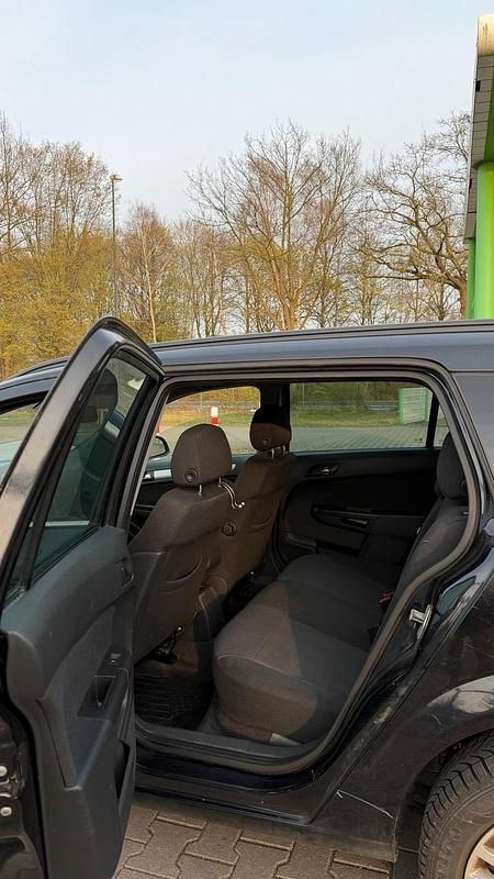 Gebraucht Opel Astra 120 PS (88 kW) 2010 Schwarz Kombi