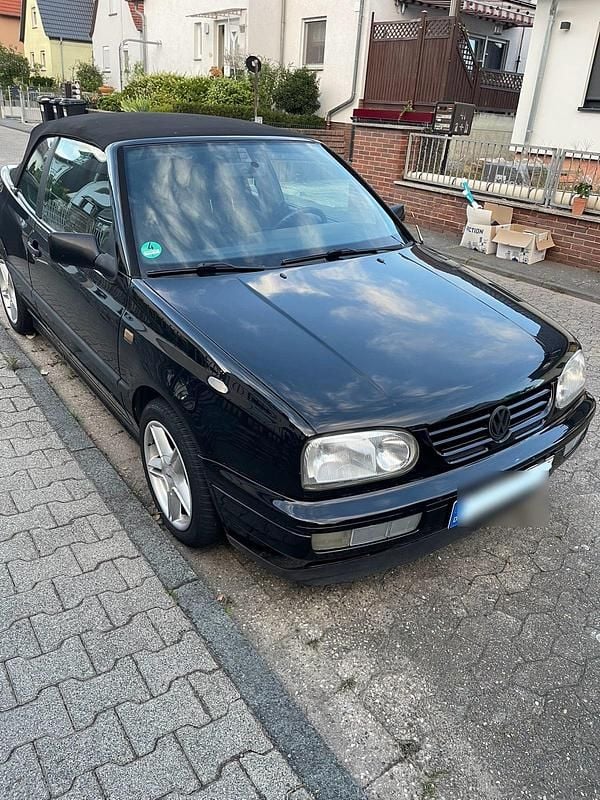 Schwarz Gebraucht 1995 VW Golf Cabriolet Cabrio | 1.900 € - Bild 1/4