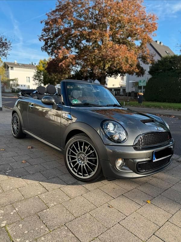 Grau Gebraucht 2011 Mini Cooper S Cabriolet Cabrio | 13.890 € (Teuer) - Bild 1/4