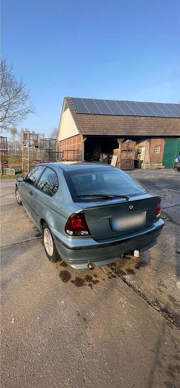 Gebraucht BMW 316 115 PS (84 kW) 2004 Grün Limousine