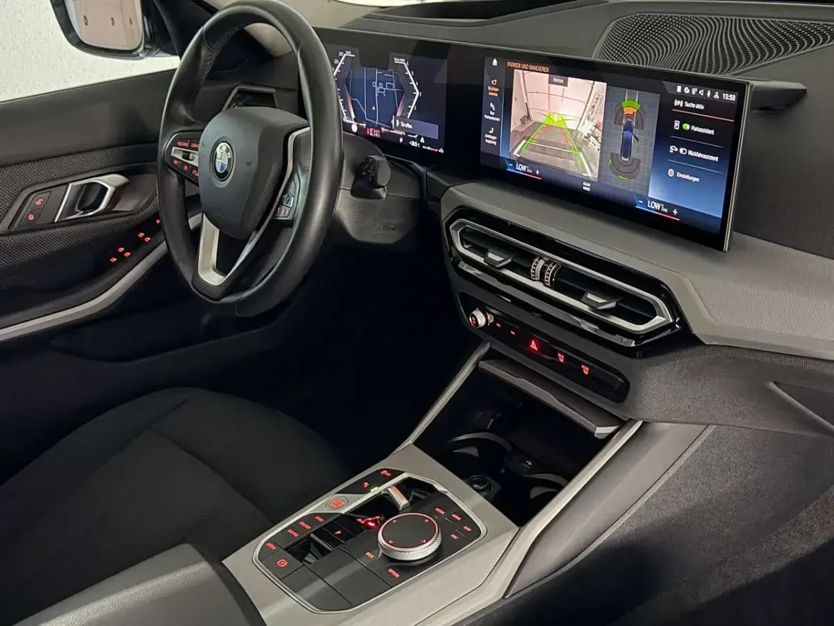 Gebraucht BMW 330 286 PS (210 kW) 2023 Schwarz Limousine