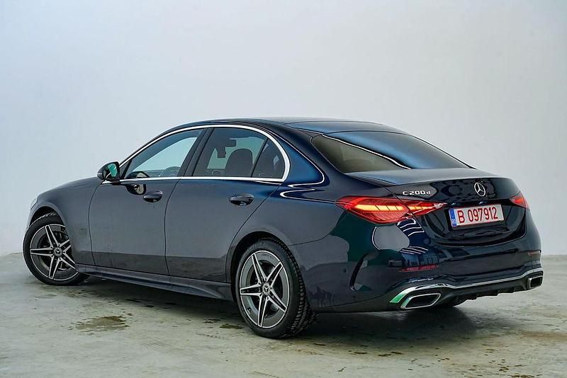 Gebraucht Mercedes C200 AMG line 163 PS (119 kW) 2022 Schwarz Limousine