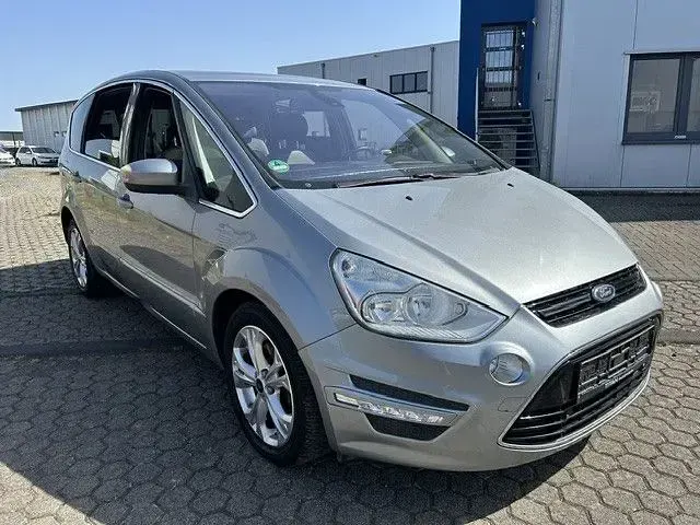 Gebraucht Ford S-MAX Titanium 200 PS (147 kW) 2013 Grau Van / Kleinbus