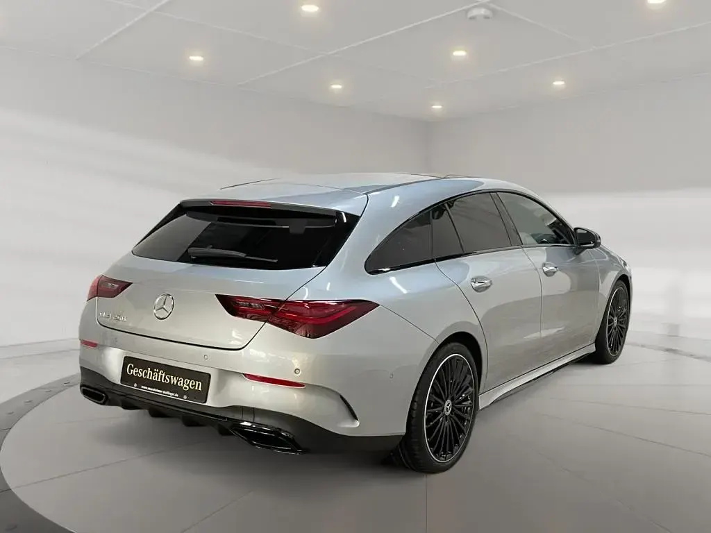Gebraucht Mercedes CLA200 Shooting Brake 163 PS (119 kW) 2026 Metalliclack hightechsilber Kombi