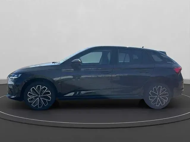 Gebraucht Skoda Scala Selection 116 PS (85 kW) 2025 Schwarz magic perleffekt Kleinwagen