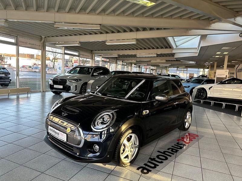Gebraucht Mini Cooper SE 135 kW (184 PS) 2020 Schwarz Kleinwagen