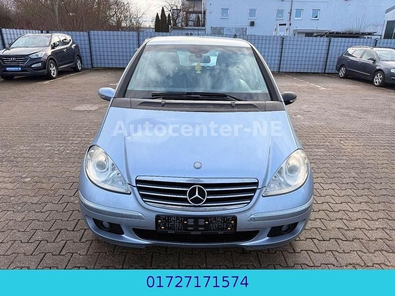Blau Gebraucht 2007 Mercedes A180 Avantgarde Limousine | 1.250 € (Guter Preis) - Bild 1/4