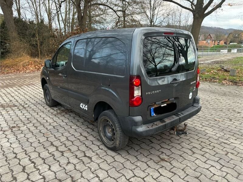 Gebraucht Peugeot Partner Comfort 90 PS (66 kW) 2014 Grau Van / Kleinbus