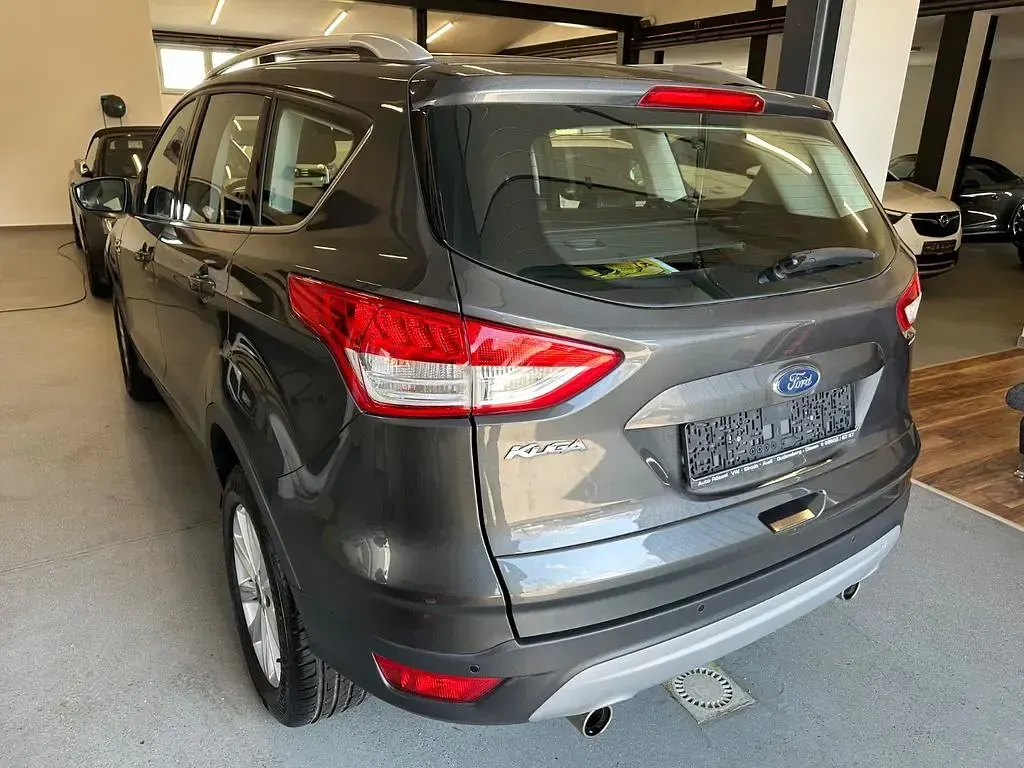 Gebraucht Ford Kuga Titanium 179 PS (131 kW) 2018 Schwarz SUV