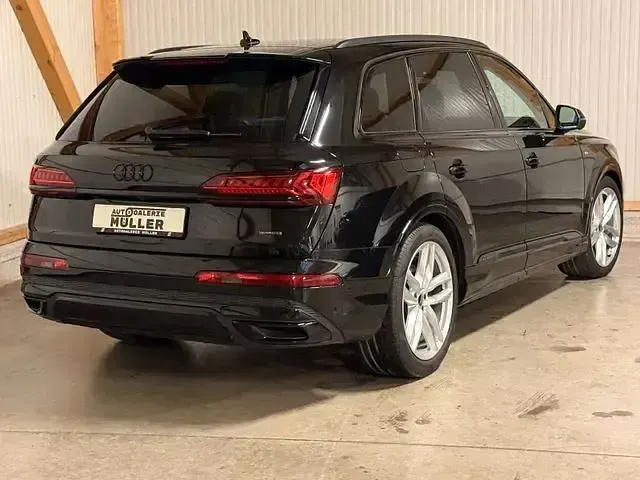 Gebraucht Audi Q7 Competition 340 PS (250 kW) 2023 Schwarz SUV