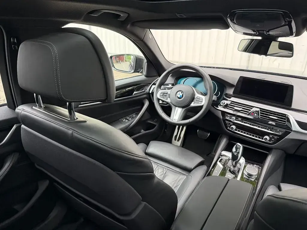 Gebraucht BMW 530 Performance 265 PS (194 kW) 2017 Grau Kombi
