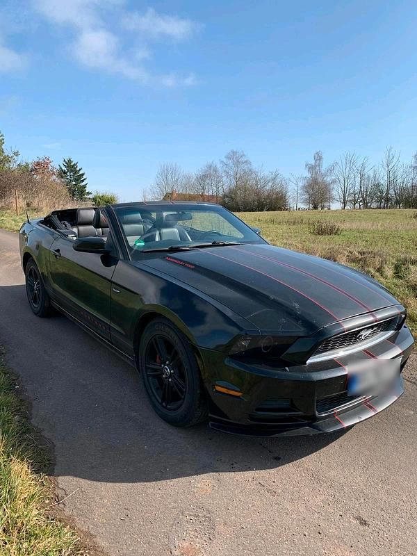 Gebraucht Ford Mustang 305 PS (224 kW) 2014 Schwarz Cabrio