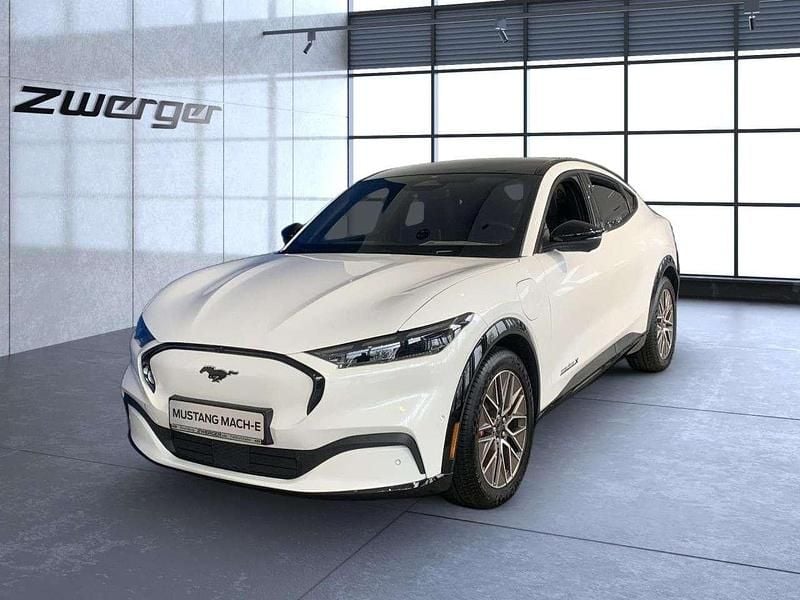 Star white platinum Gebraucht 2025 Ford Mustang Mach-E Extended Range SUV | 52.800 € (Teuer) - Bild 1/4