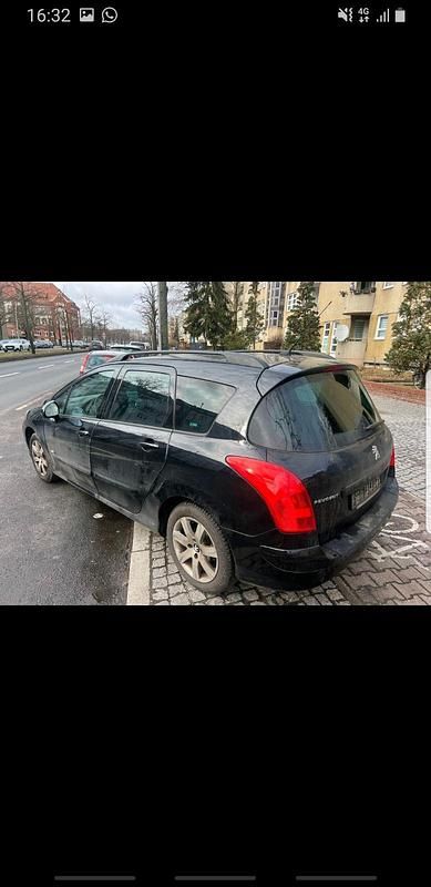 Gebraucht Peugeot 308 120 PS (88 kW) 2013 Schwarz Kombi