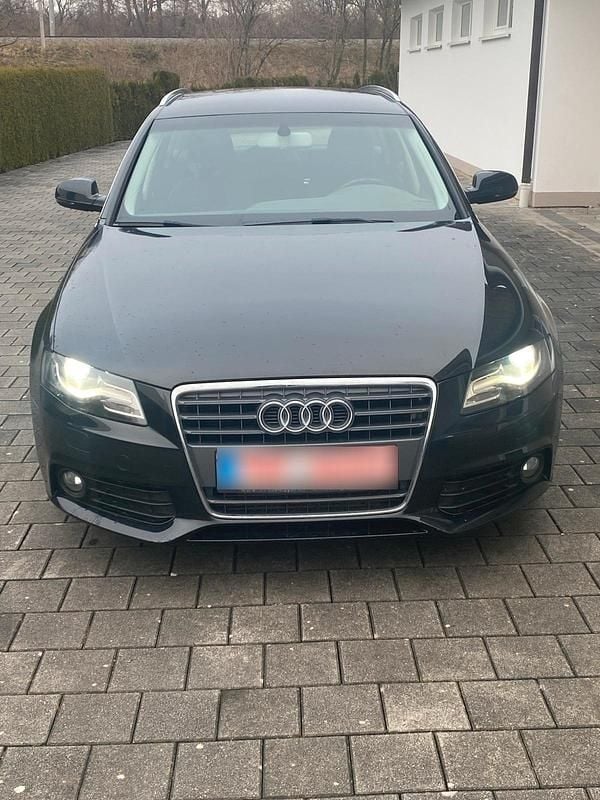 Gebraucht Audi A4 160 PS (117 kW) 2010 Schwarz Kombi
