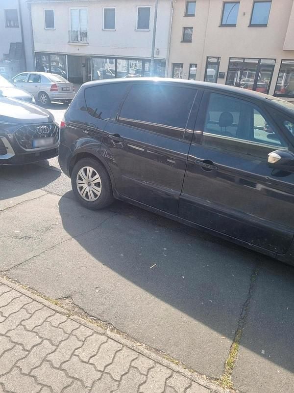 Usata Ford C-MAX 140 CV (102 kW) 2009 Nero Monovolume