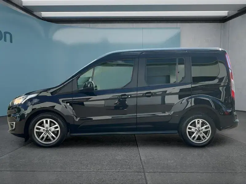Gebraucht Ford Tourneo Connect 120 PS (88 kW) 2021 Schwarz Van / Kleinbus