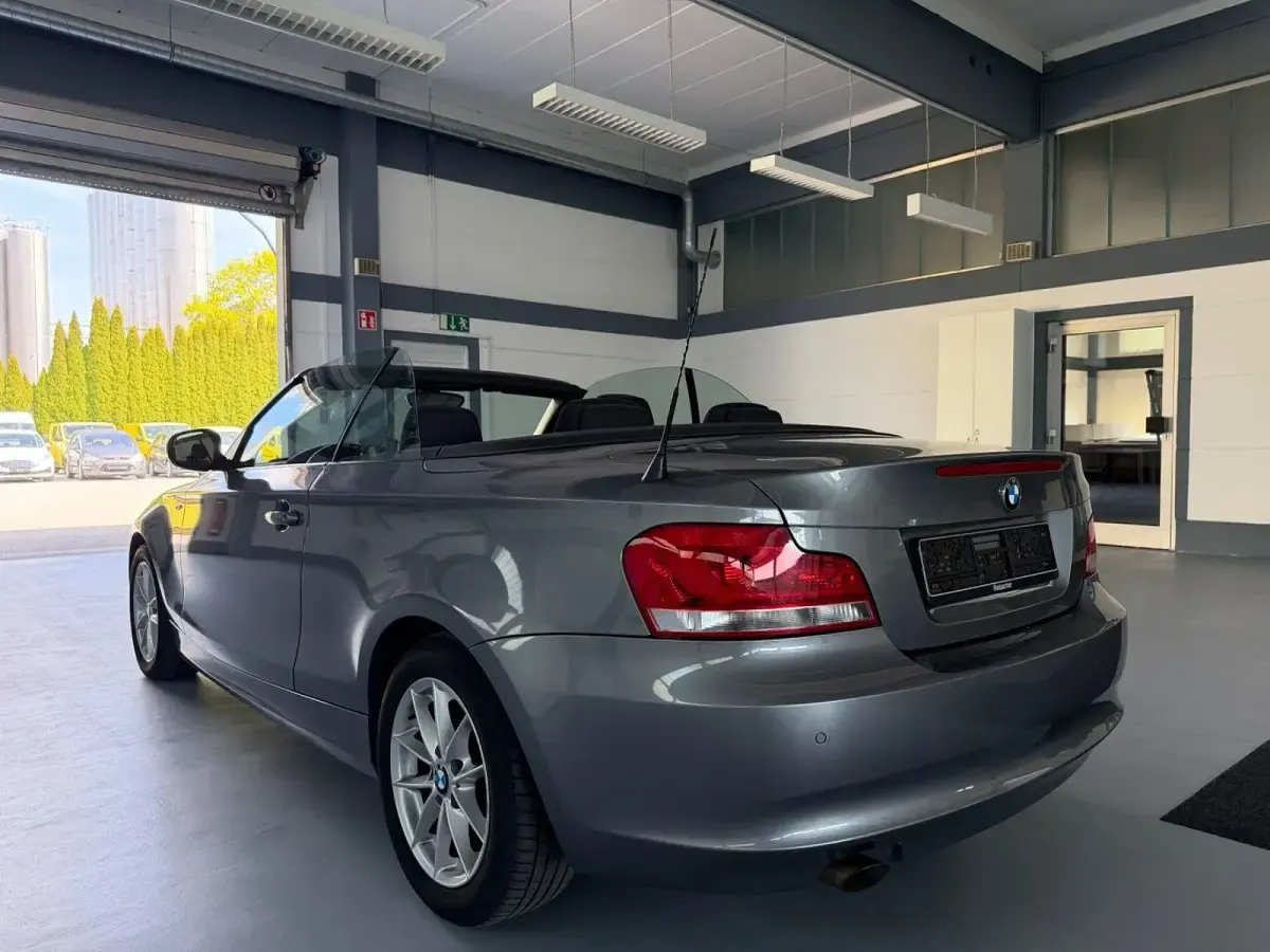 Gebraucht BMW 118 Cabriolet Efficient Dynamics 143 PS (105 kW) 2013 Grau Cabrio