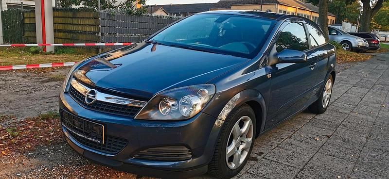 Grau Gebraucht 2008 Opel Vectra GTS Kombi | 1.200 € - Bild 1/4
