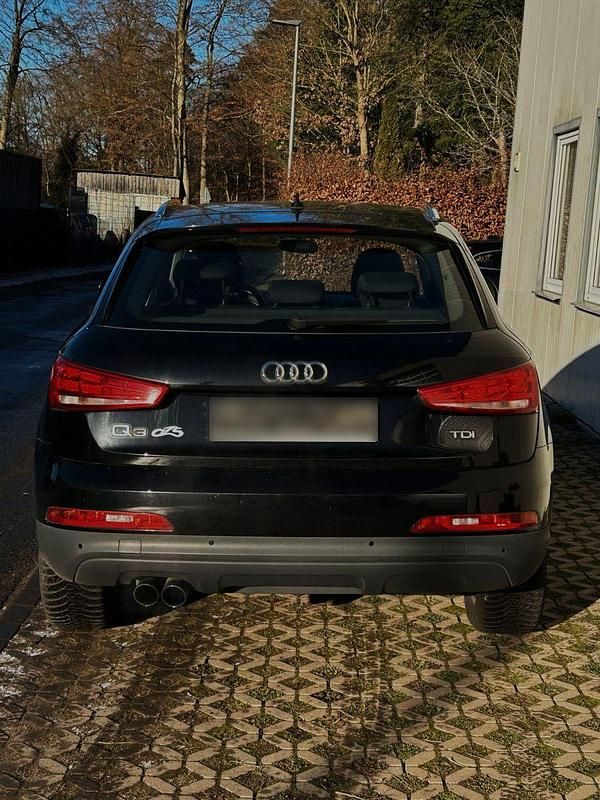 Usata Audi Q3 140 CV (102 kW) 2012 Nero SUV