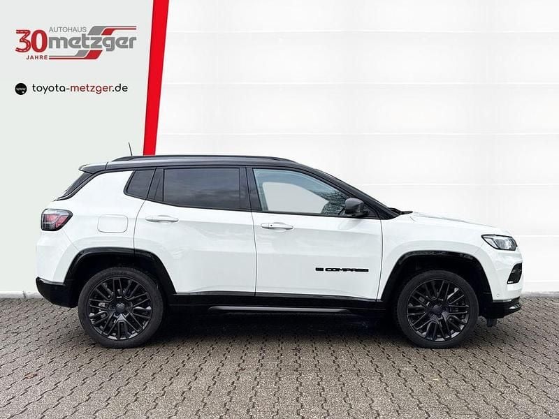 Gebraucht Jeep Compass 80th Anniversary 241 PS (177 kW) 2021 Weiss SUV