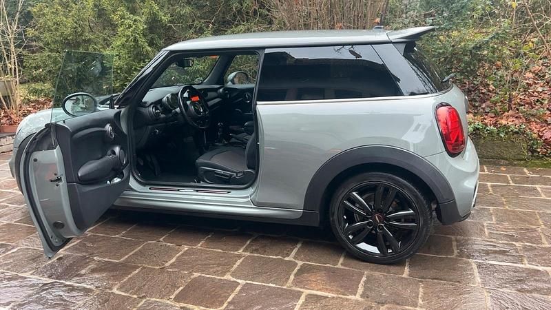 Gebraucht Mini John Cooper Works 140 PS (102 kW) 2017 Grau Kleinwagen
