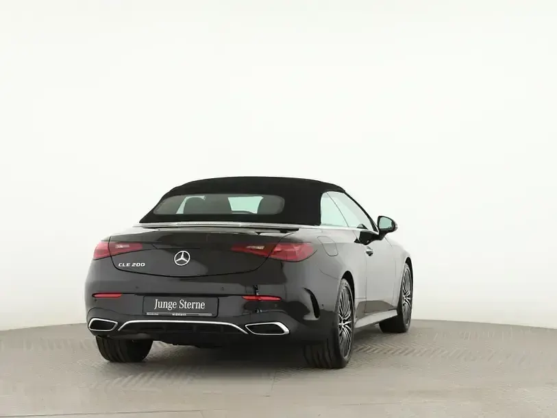 Gebraucht Mercedes CLE200 Advanced Plus 204 PS (150 kW) 2025 Schwarz Cabrio