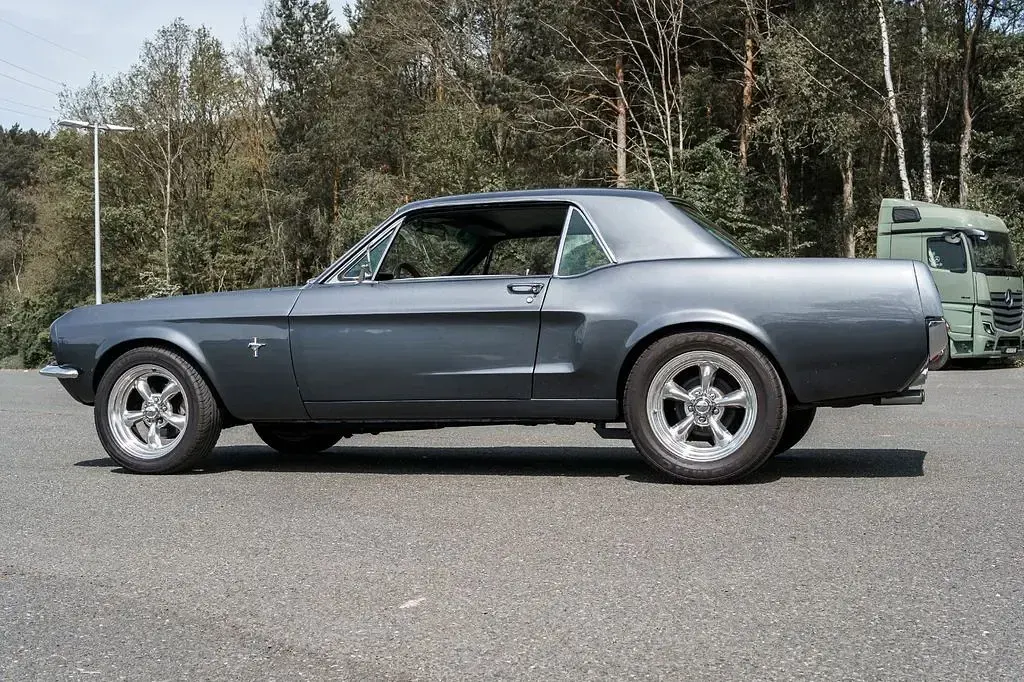 Gebraucht Ford V8 213 PS (156 kW) 1968 Grau Coupé