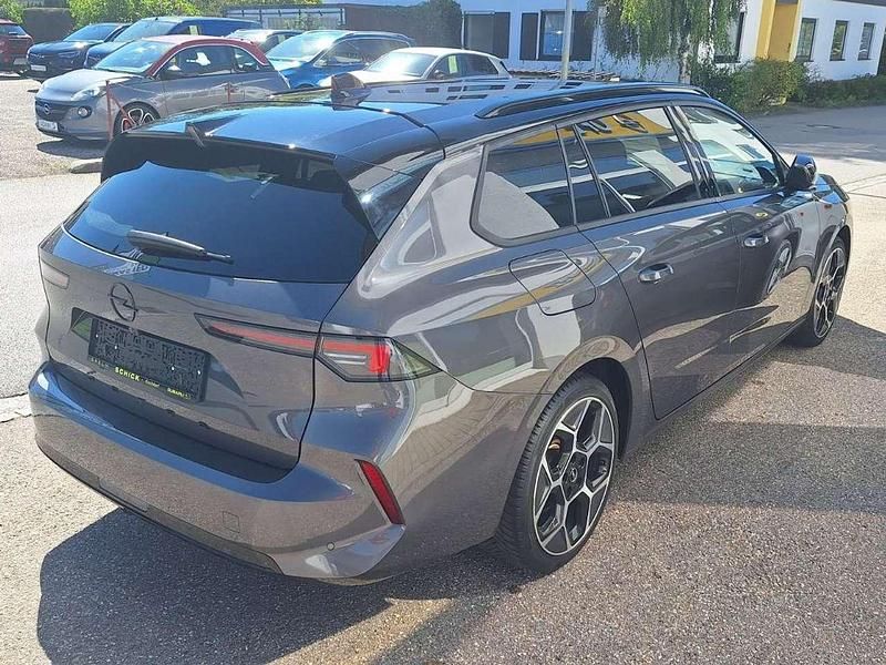 Gebraucht Opel Astra Ultimate 131 PS (96 kW) 2024 Vulkangrau dach schwarz Kombi