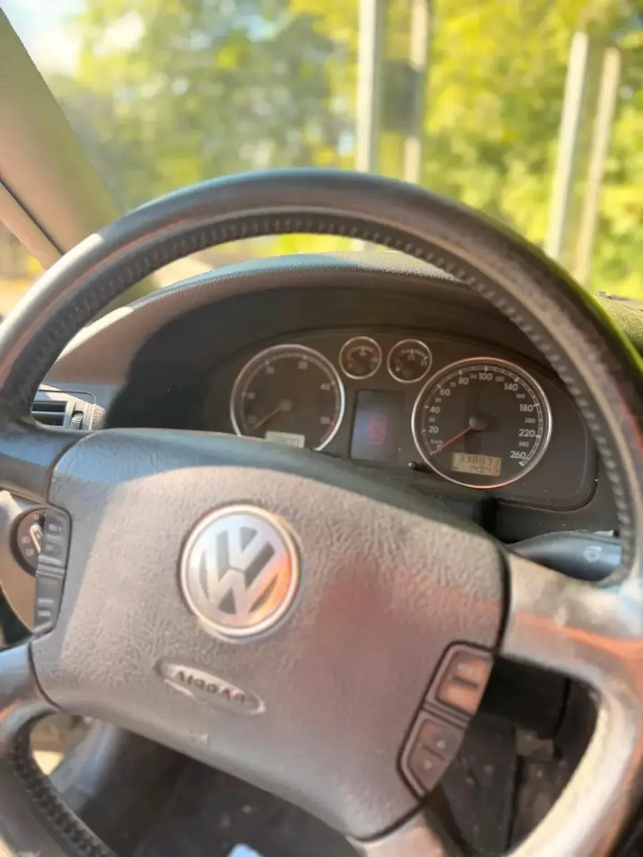 Gebraucht VW Passat 130 PS (95 kW) 2003 Grün Kombi