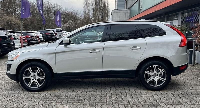 Gebraucht Volvo XC60 205 PS (150 kW) 2010 Weiß SUV