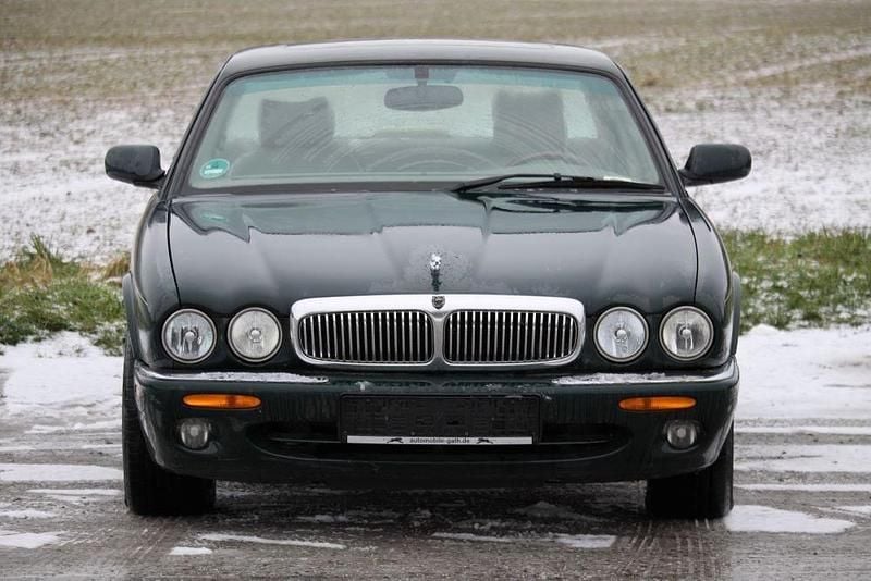 Beige Gebraucht 1997 Jaguar XJ Executive Limousine | 9.999 € (Fairer Preis) - Bild 1/4